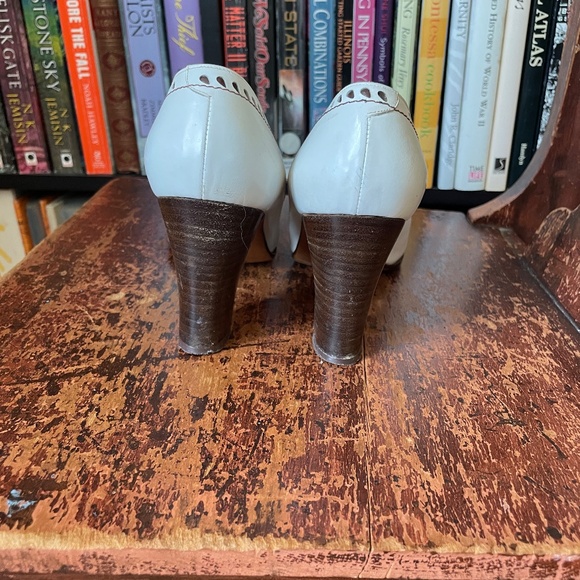 vintage Julianneli pump - Picture 4 of 11